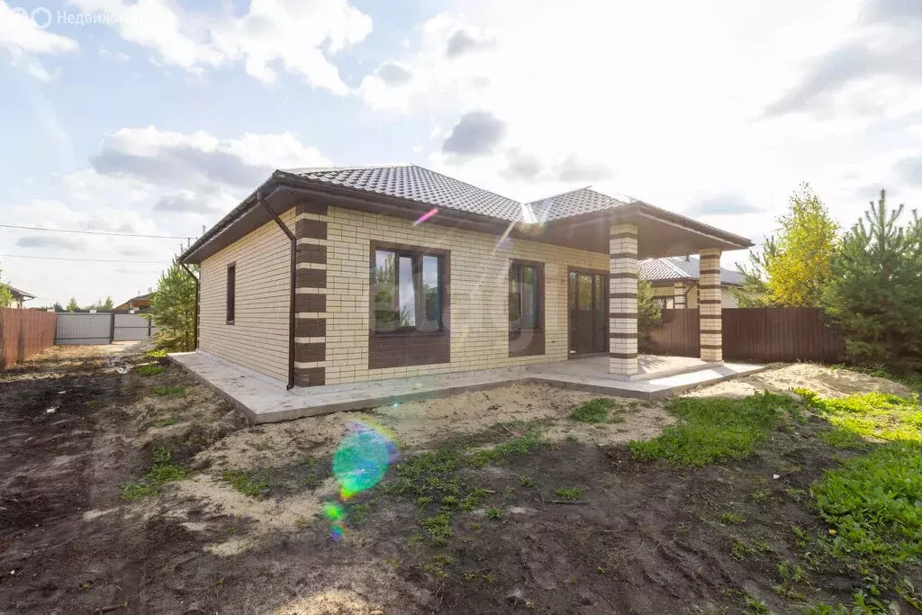 Дом в село Перевалово, коттеджный посёлок Чистые Росы, Крымская улица ... - Фото 1