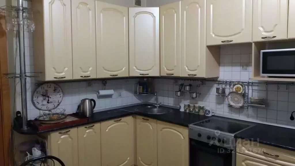 3-к кв. Новосибирская область, Новосибирск Академгородок мкр, ул. ... - Фото 1