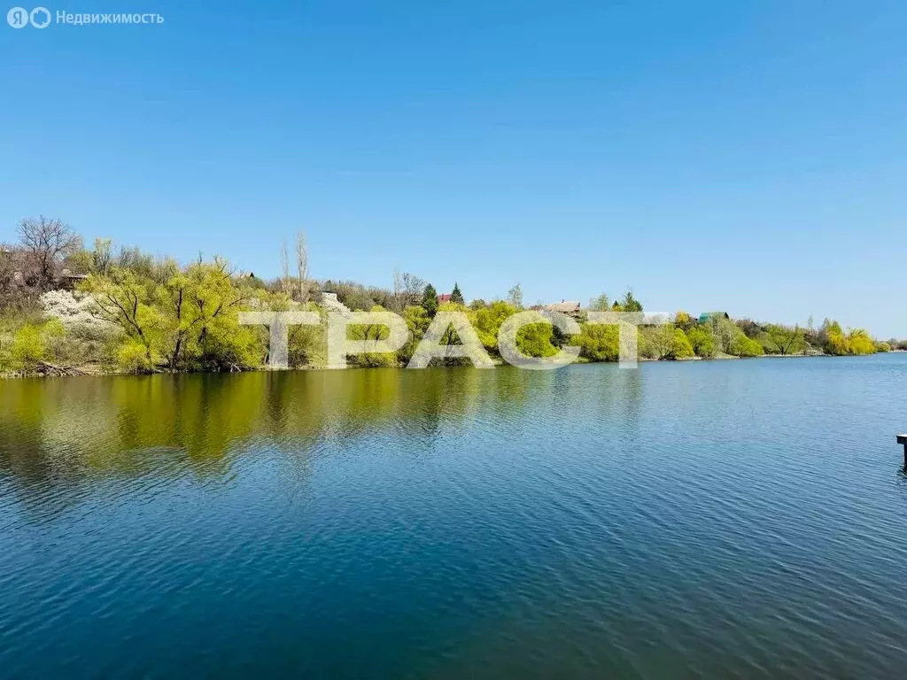 Дом в село Студёновка, Смородиновая улица, 13 (175 м) - Фото 1