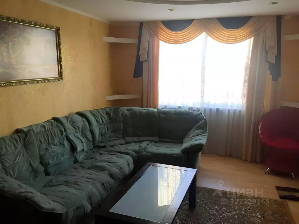 4-к кв. Севастополь просп. Октябрьской Революции, 26 (105.0 м) - Фото 2