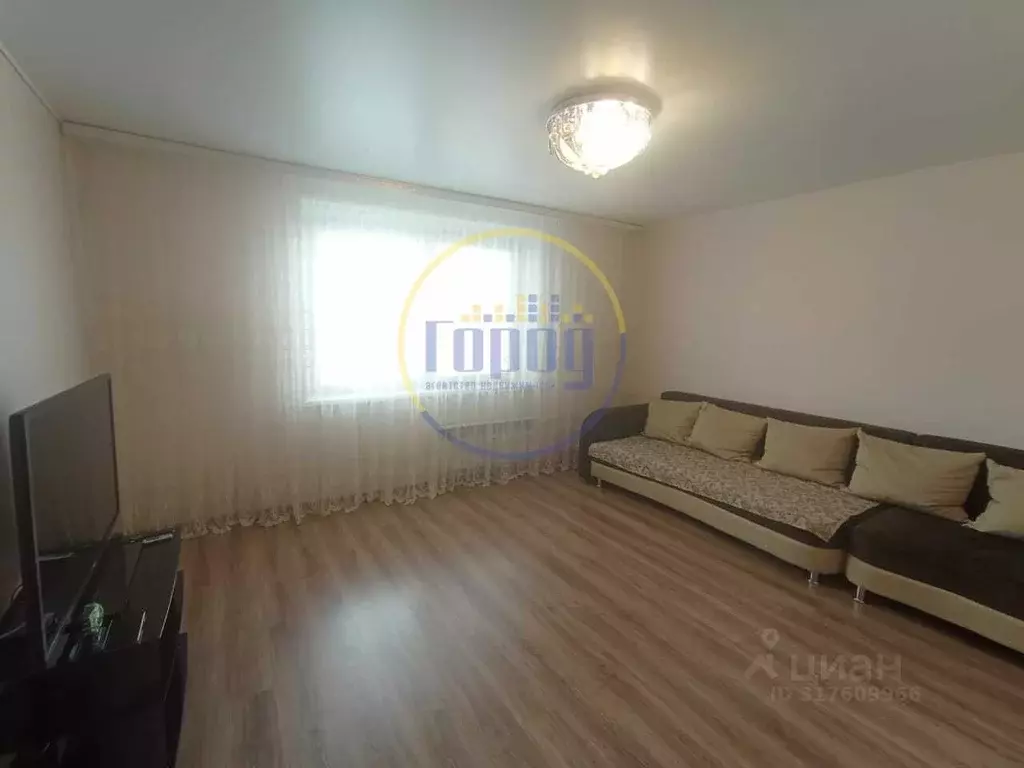 2-к кв. Челябинская область, Копейск ул. Короленко, 8 (57.0 м) - Фото 0