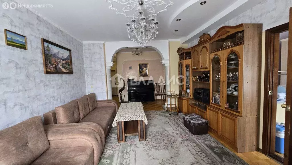 3-комнатная квартира: Орск, микрорайон Новый город, улица Горького, 16 ... - Фото 0