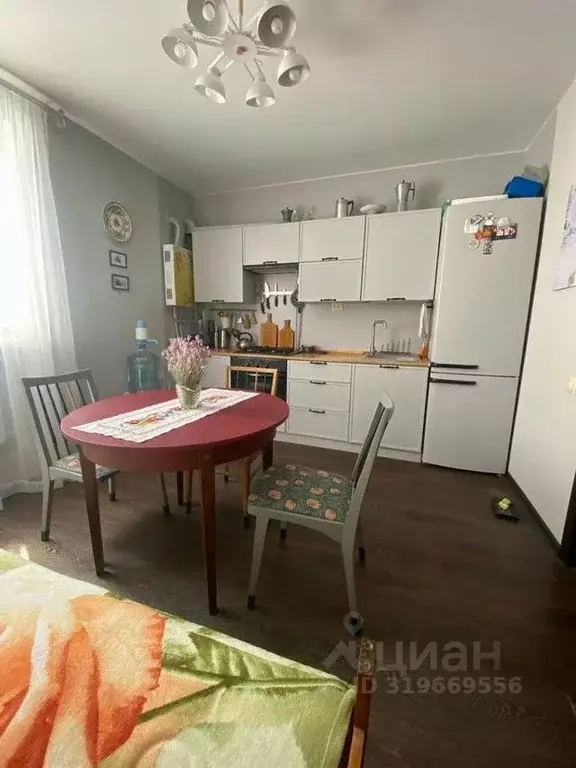 3-к кв. Ростовская область, Таганрог ул. Чехова, 80 (90.0 м) - Фото 1