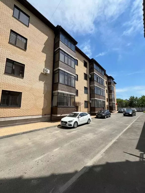 1-к. квартира, 42 м, 4/4 эт. - Фото 1