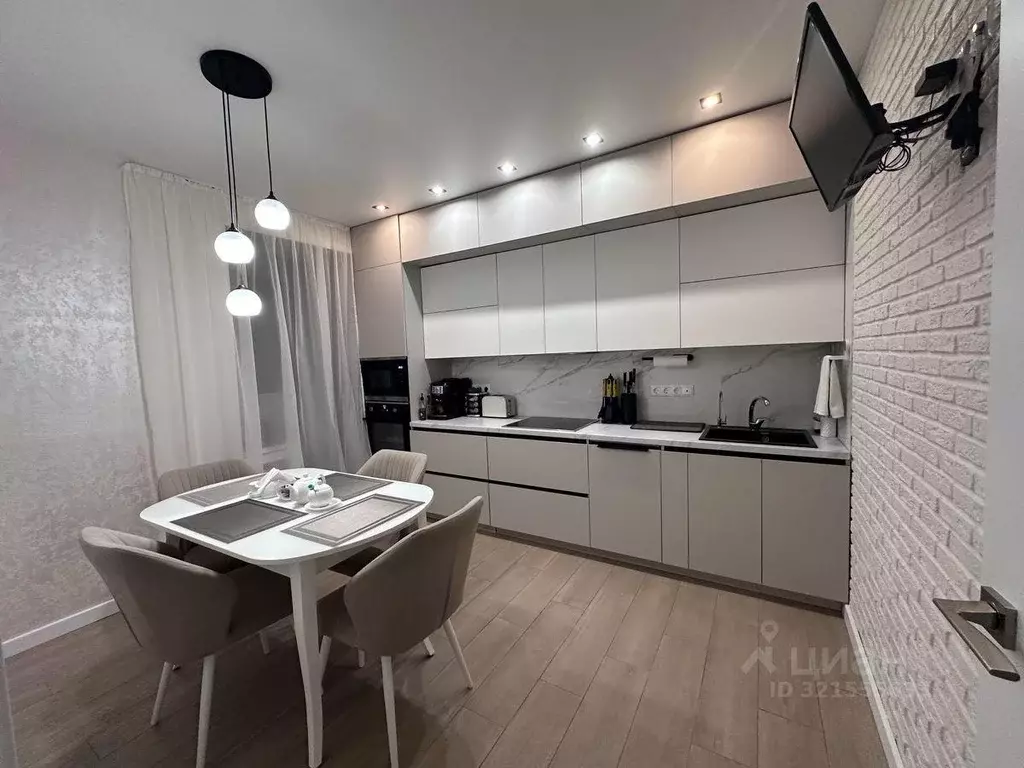 Квартира, 3 комнаты, 70.9 м - Фото 0