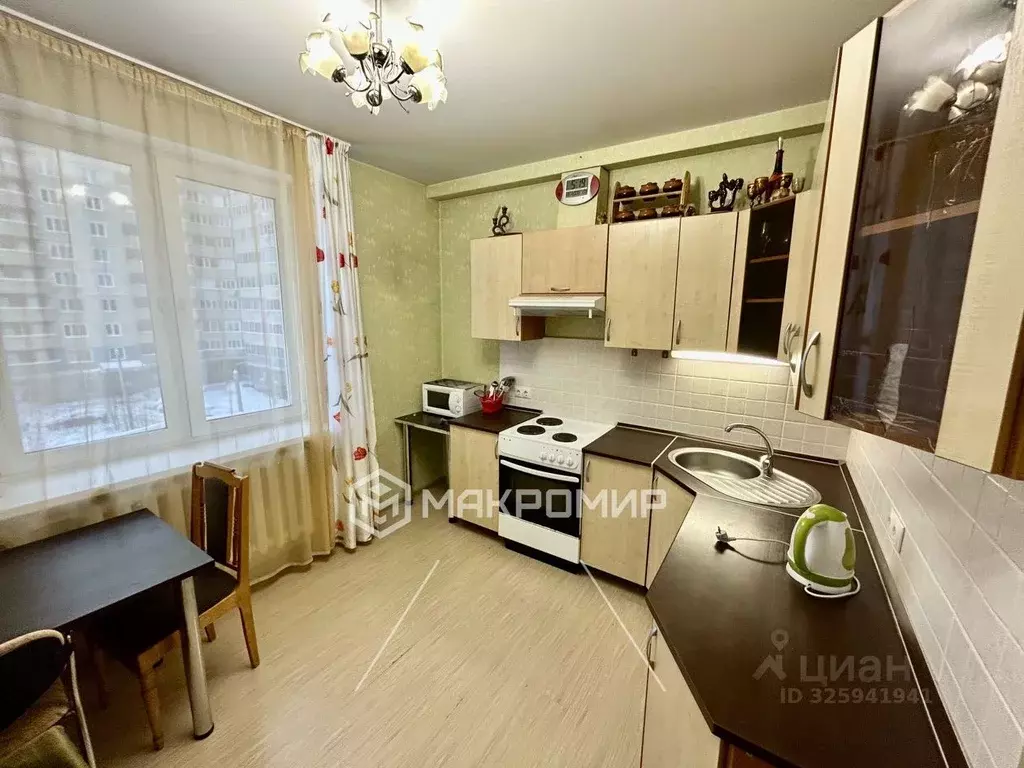 3-к кв. Кировская область, Киров ул. Преображенская, 82/1 (74.1 м) - Фото 1