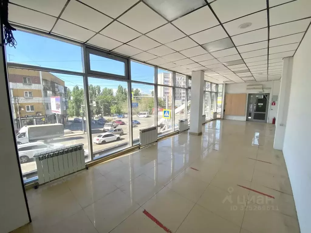 Помещение свободного назначения в Саратовская область, Саратов ул. ... - Фото 1