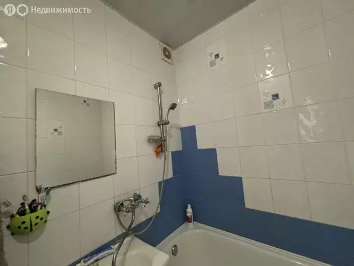 2-комнатная квартира: Краснодар, улица Красных Партизан, 109 (53 м) - Фото 0
