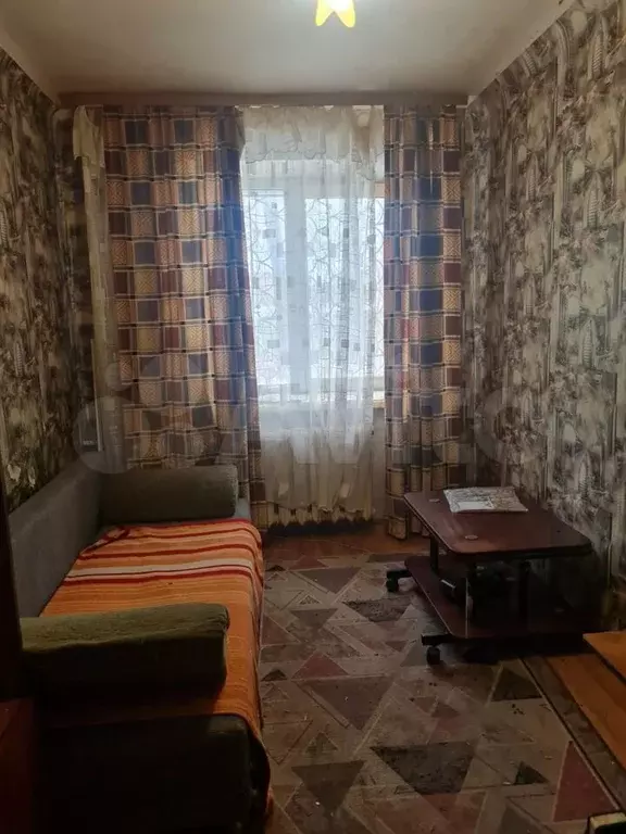 Комната 10 м в 5-к., 1/5 эт. - Фото 0