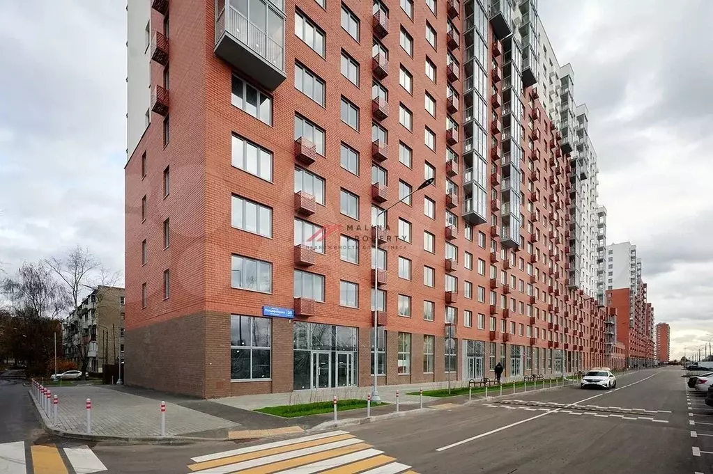 Продам торговое помещение, 87 м - Фото 1