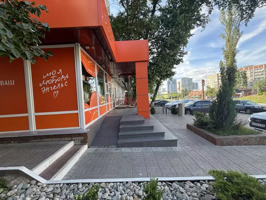 3-к кв. Саратовская область, Энгельс ул. Тельмана, 132 (61.0 м) - Фото 1