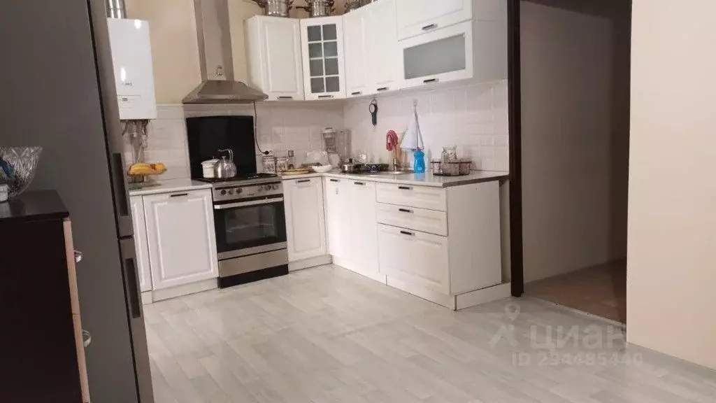 3-к кв. Крым, Симферополь ул. Рубцова, 42А (95.0 м) - Фото 2