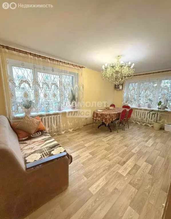 3-комнатная квартира: Гатчина, улица Киргетова, 15 (61.3 м) - Фото 1