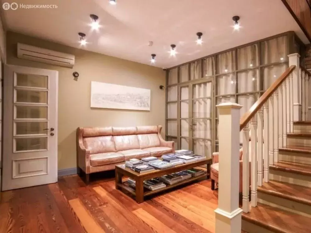 Офис (379 м) - Фото 1