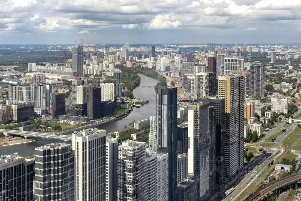 Комната Москва 1-й Красногвардейский проезд, 21с2 - Фото 1
