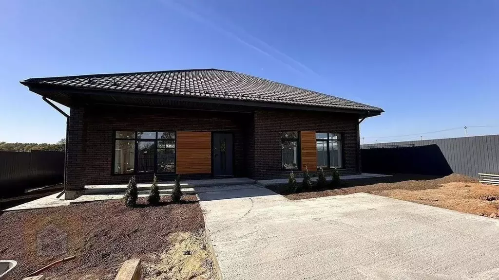 Дом в Крым, Сакский район, Суворовское с/пос, с. Каменоломня ул. ... - Фото 2