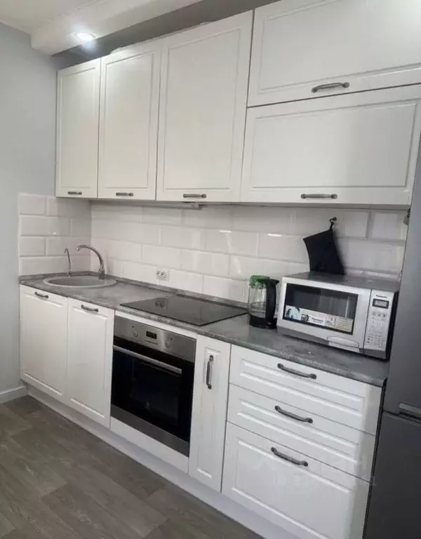 1-к кв. Татарстан, Казань ул. Александра Курынова, 11к1 (33.0 м) - Фото 1