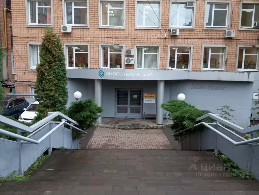 Помещение свободного назначения в Удмуртия, Ижевск ул. Свободы, 173 ... - Фото 1