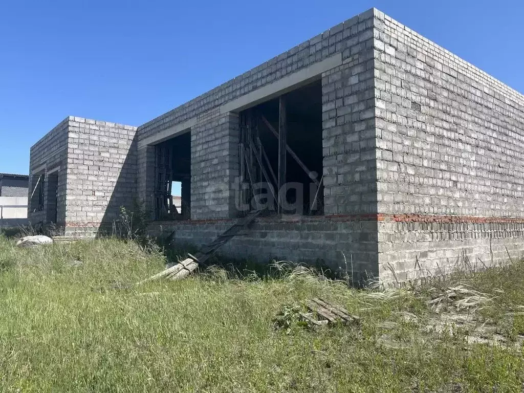 Дом в Белгородская область, Старый Оскол ул. Яружная, 20 (200 м) - Фото 0