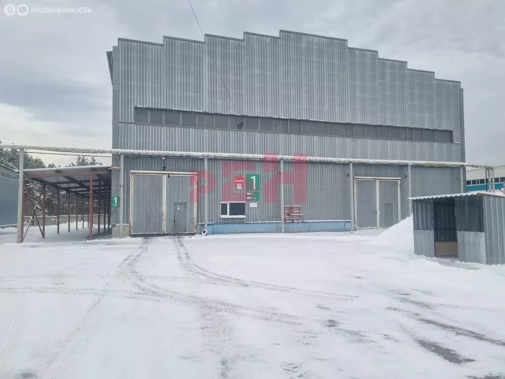 Помещение свободного назначения (900 м) - Фото 1