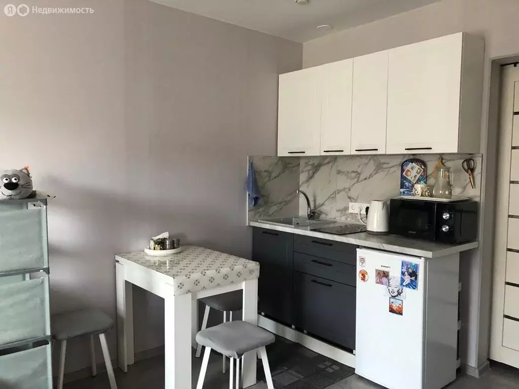 2-комнатная квартира: Иркутск, Советская улица, 96 (30 м) - Фото 0