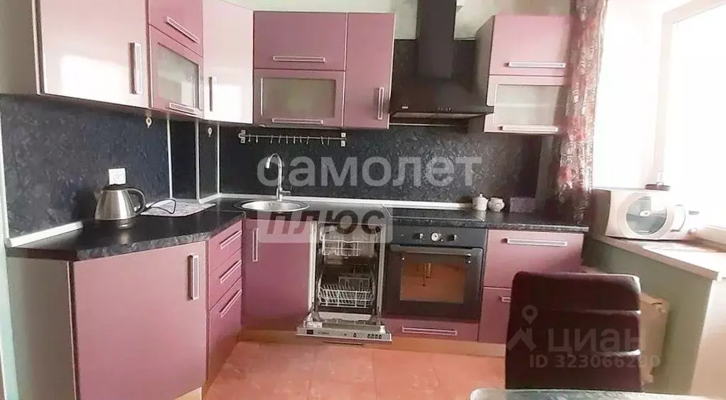 3-к кв. Челябинская область, Миасс просп. Октября, 52 (62.8 м) - Фото 2