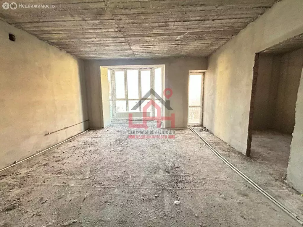 2-комнатная квартира: Ессентукская, Цветочная улица, 1 (80 м) - Фото 1