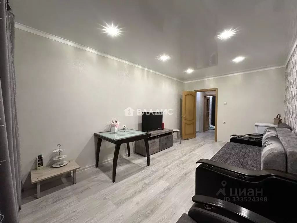 2-к кв. Белгородская область, Белгород ул. Есенина, 50в (58.1 м) - Фото 1