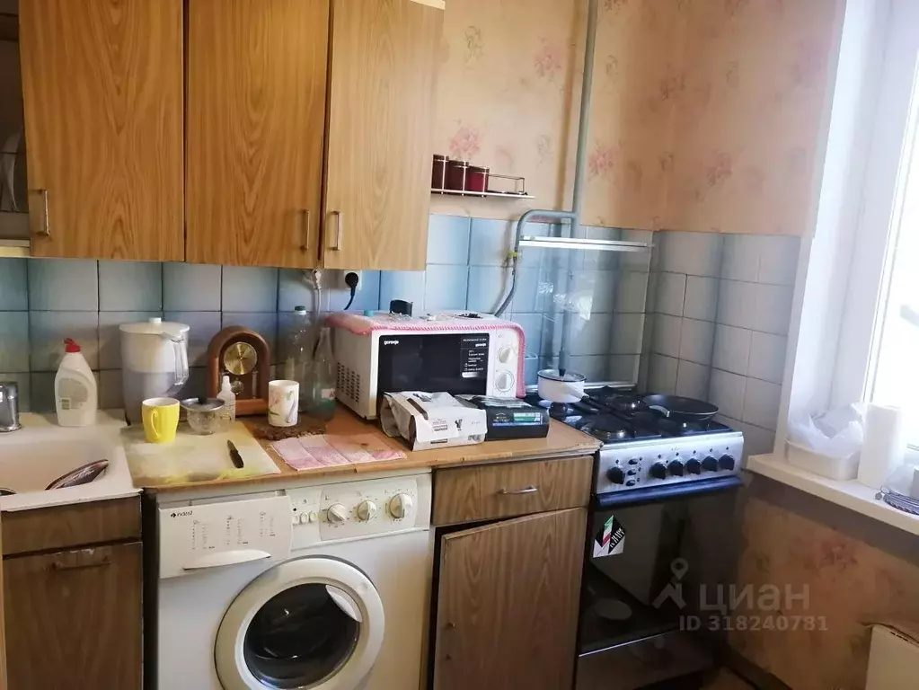 3-к кв. Москва ул. Кухмистерова, 3К1 (60.0 м) - Фото 0