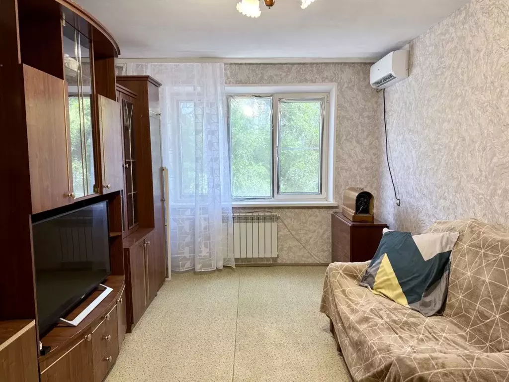 2-к кв. Волгоградская область, Волжский ул. Мира, 102 (50.7 м) - Фото 0