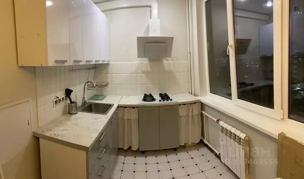 Студия Санкт-Петербург Будапештская ул., 72К3 (29.2 м) - Фото 1