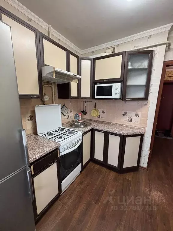 1-к кв. Татарстан, Набережные Челны пос. ГЭС, наб. Габдуллы Тукая, 87 ... - Фото 2