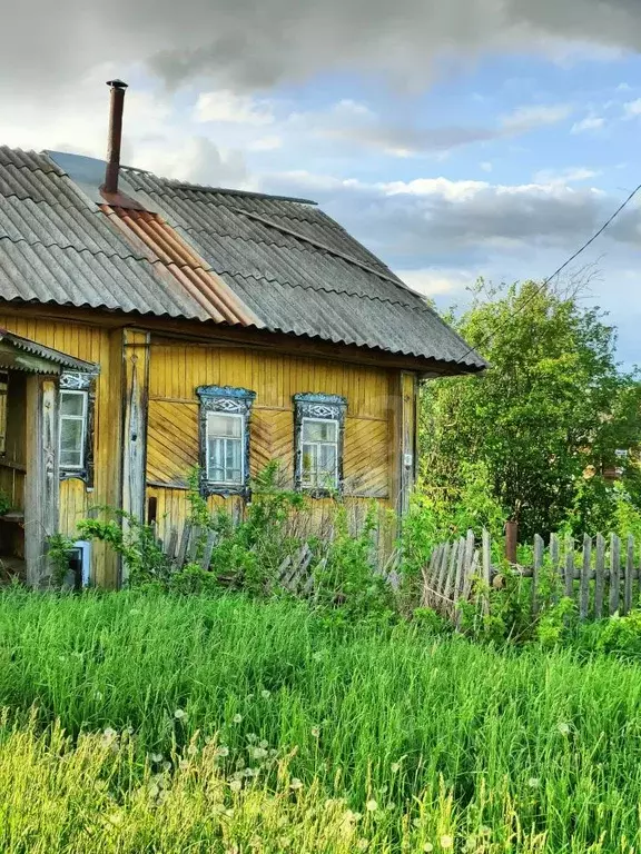 Дом в Пермский край, Ильинский муниципальный округ, с. Сретенское ул. ... - Фото 1
