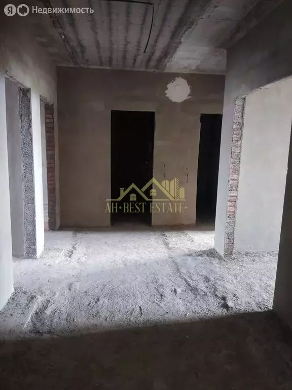 3-комнатная квартира: Владикавказ, улица Хадарцева, 37А (90 м) - Фото 2