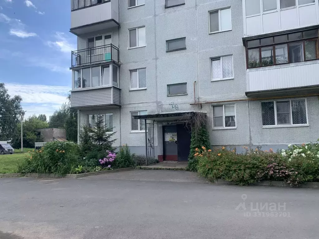 2-к кв. Псковская область, Псков ул. Ижорского Батальона, 35 (50.0 м) - Фото 1
