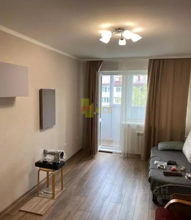 1-к кв. Омская область, Омск Волгоградская ул., 8 (30.6 м) - Фото 1