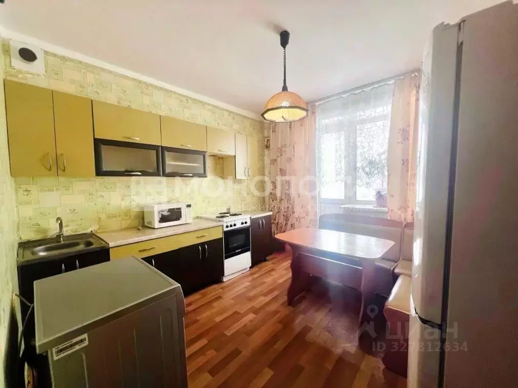 3-к кв. Амурская область, Белогорск ул. 50 лет Комсомола, 98А (68.0 м) - Фото 1