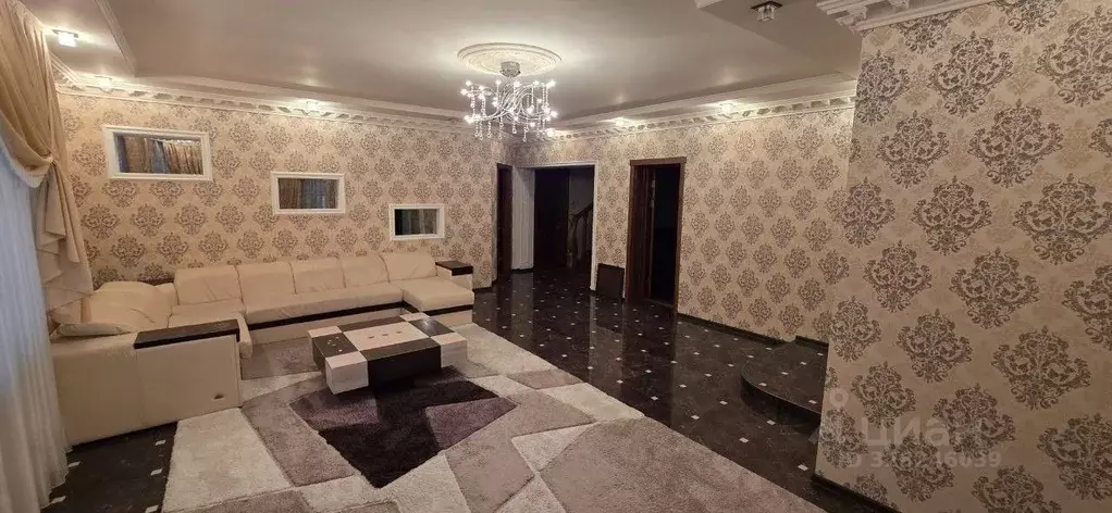 Дом в Ставропольский край, Ставрополь ул. Чехова, 27 (300 м) - Фото 1