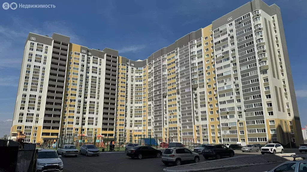 2-комнатная квартира: Оренбург, проспект Победы, 151/1 (62 м) - Фото 1