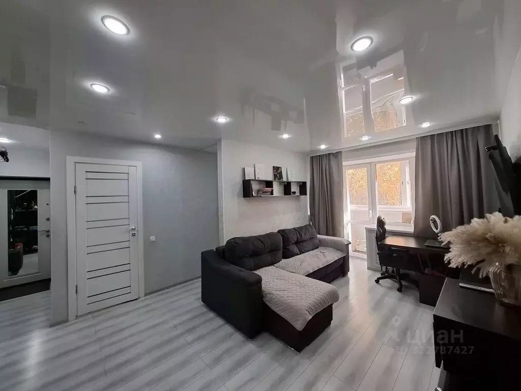 2-к кв. Кировская область, Киров ул. Калинина, 49а (45.0 м) - Фото 1