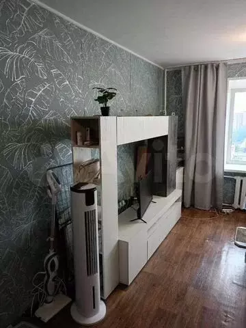 Комната 17,4 м в 9-к., 5/9 эт. - Фото 0