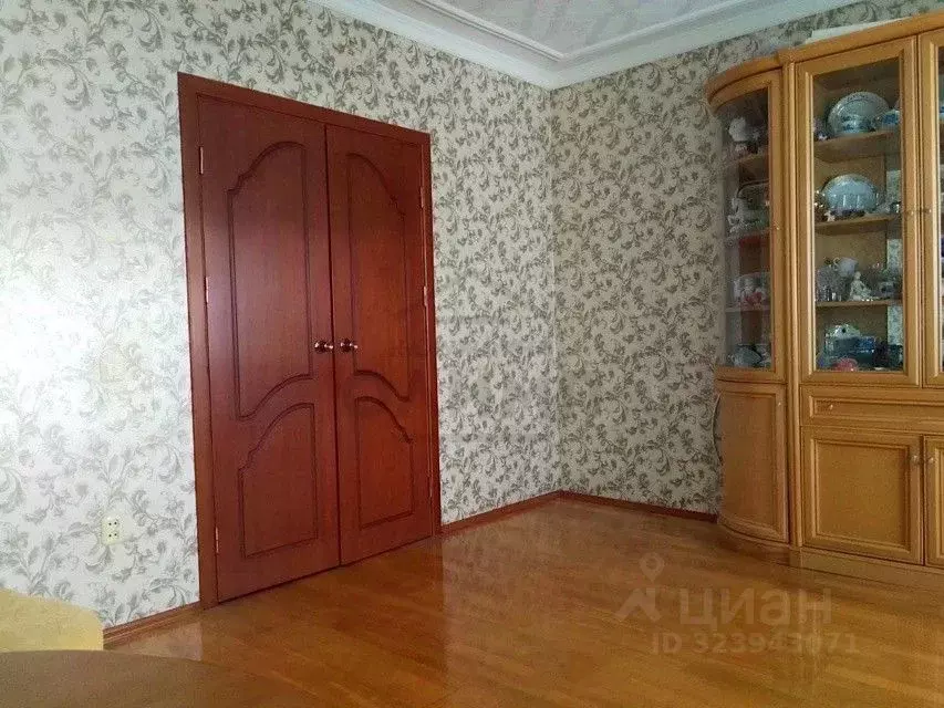 3-к кв. Калужская область, Калуга ул. Труда, 4к2 (99.0 м) - Фото 2