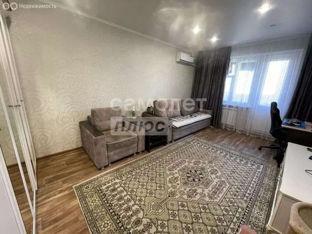1-комнатная квартира: Жилина, улица Естина, 2 (44.8 м) - Фото 1