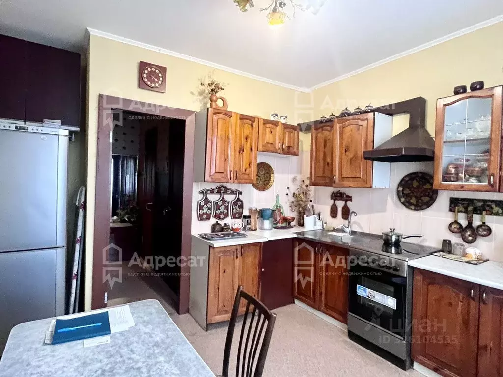 3-к кв. Волгоградская область, Волгоград ул. Хользунова, 36/5 (70.4 м) - Фото 2