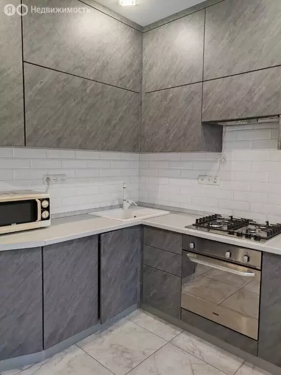 2-комнатная квартира: Мценск, улица Машиностроителей, 8/2 (48.2 м) - Фото 0