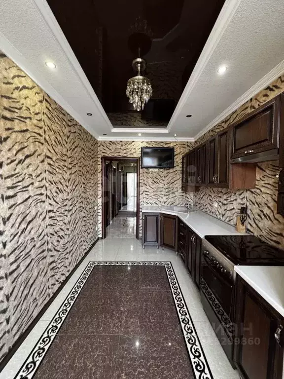 2-к кв. Северная Осетия, Владикавказ ул. Шамиля Джикаева, 8 (67.0 м) - Фото 1