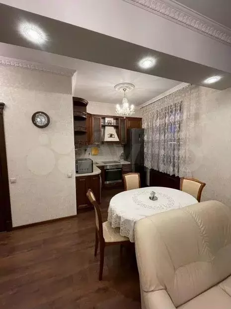 2-к. квартира, 55м, 5/5эт. - Фото 1