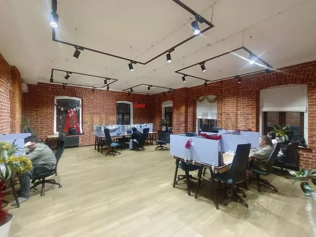 Офис в Татарстан, Казань ул. Шигабутдина Марджани, 24 (119 м) - Фото 1