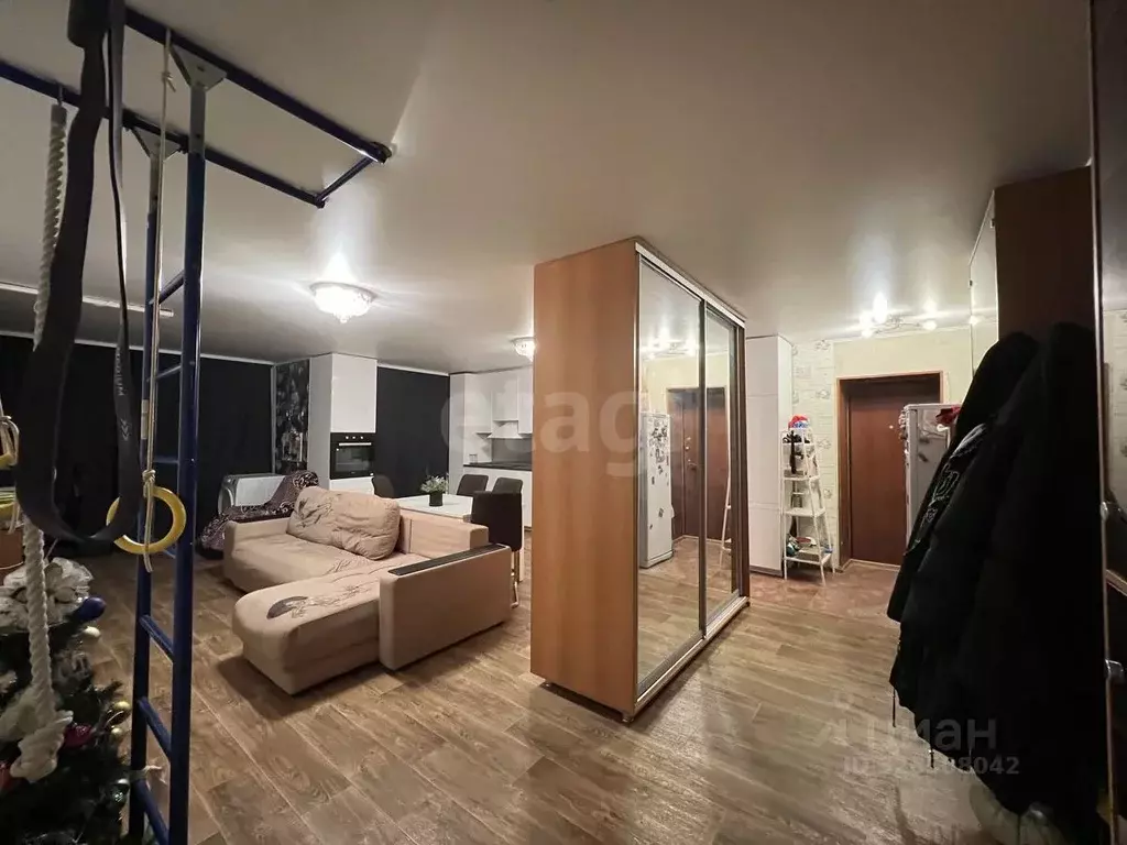 3-к кв. Башкортостан, Уфа ул. Юрия Гагарина, 14 (82.3 м) - Фото 0