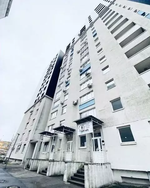 Офис в Нижегородская область, Нижний Новгород ул. Германа Лопатина, ... - Фото 0